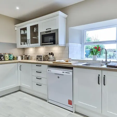 度假居 Swallows Nest