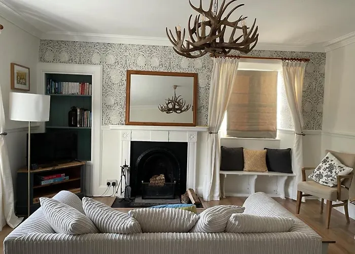 Holiday home Swallows Nest