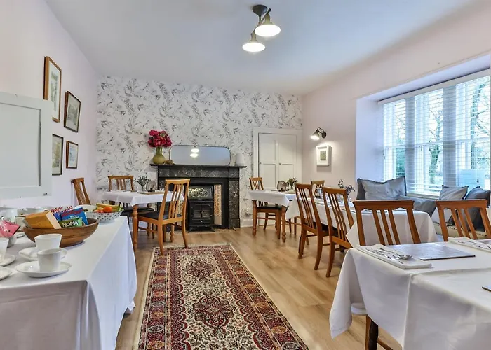 Holiday home Swallows Nest