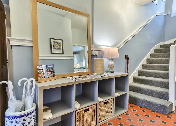 Holiday home Swallows Nest