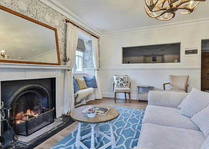 Holiday home Swallows Nest