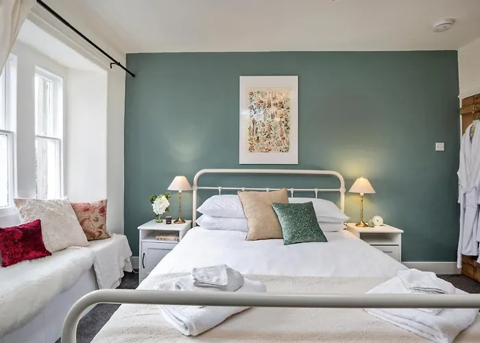 Holiday home Swallows Nest *