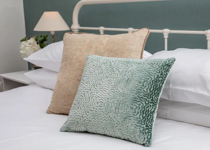 Holiday home Swallows Nest *