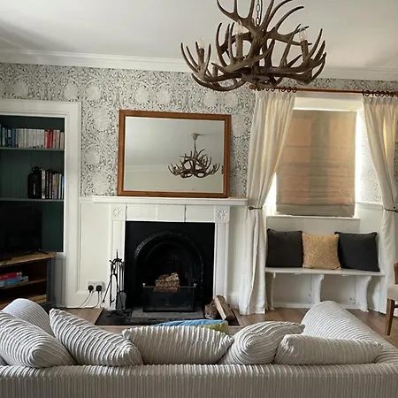Bed & Breakfast Swallows Nest